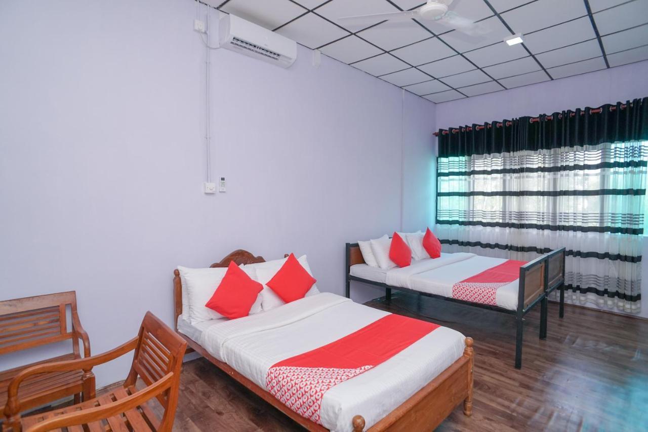 Oyo 532 Sasiri Lanka Holiday Inn Galle Ngoại thất bức ảnh