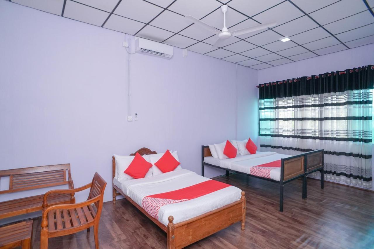 Oyo 532 Sasiri Lanka Holiday Inn Galle Ngoại thất bức ảnh